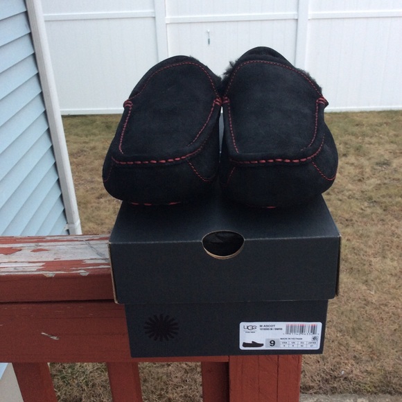 UGG ASCOT SLIPPERS - Picture 2 of 5